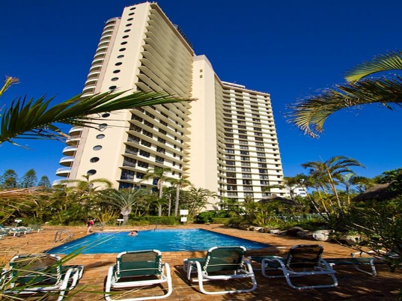 8/4 Thornton Avenue, Surfers Paradise QLD 4217