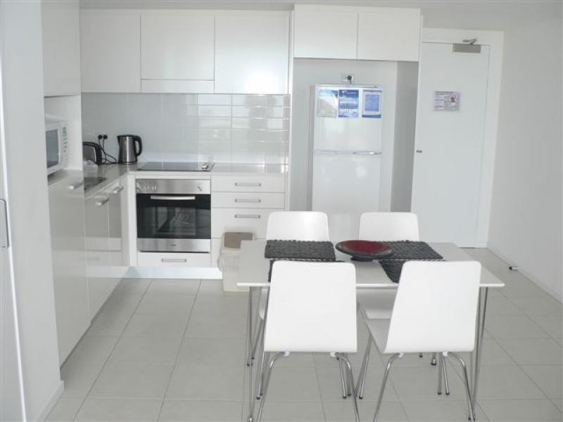 Broadbeach QLD 4218