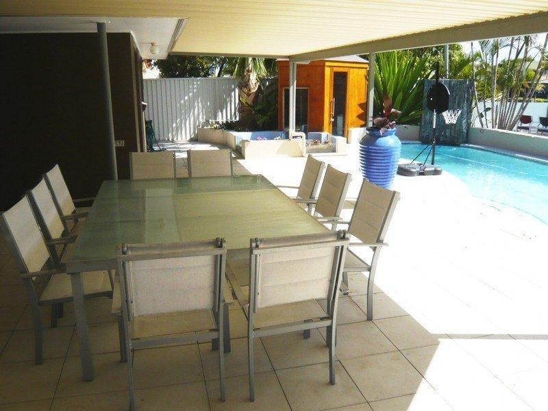 10 Verdichio Avenue, Mermaid Waters QLD 4218