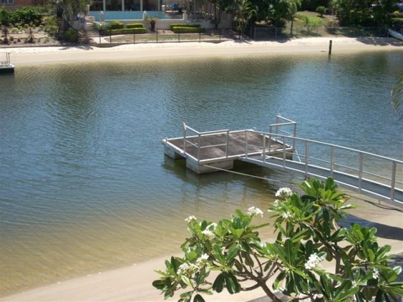 Broadbeach Waters QLD 4218