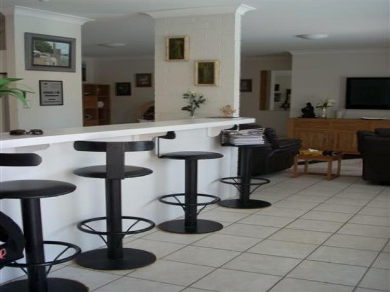 Broadbeach Waters QLD 4218
