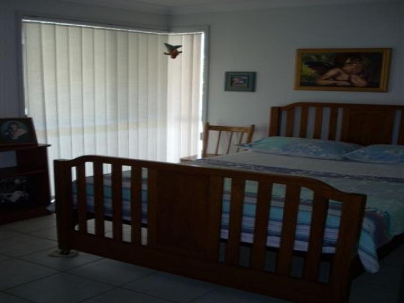 Broadbeach Waters QLD 4218