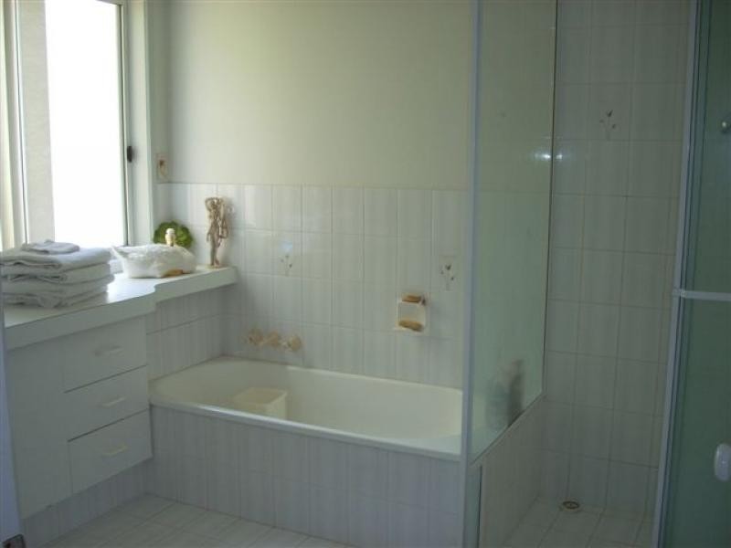 Broadbeach Waters QLD 4218