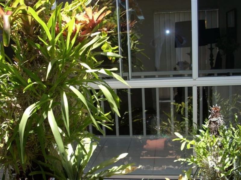 Broadbeach Waters QLD 4218