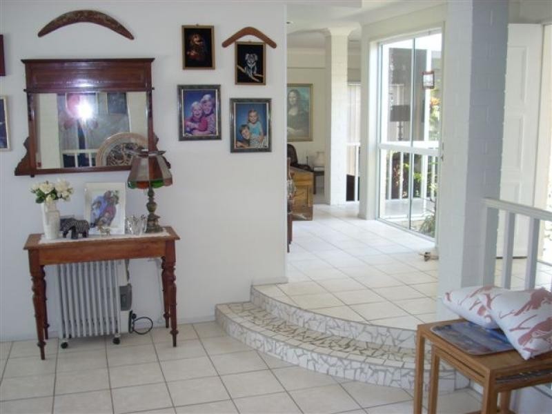 Broadbeach Waters QLD 4218