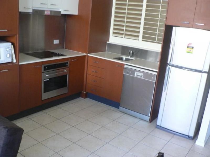 1022/23 Ferny Avenue, Surfers Paradise QLD 4217