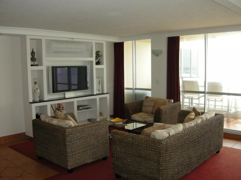 4/20 Old Burleigh Rd, Surfers Paradise QLD 4217