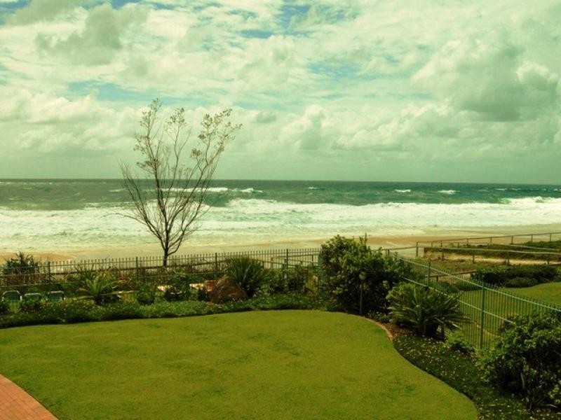 4/20 Old Burleigh Rd, Surfers Paradise QLD 4217