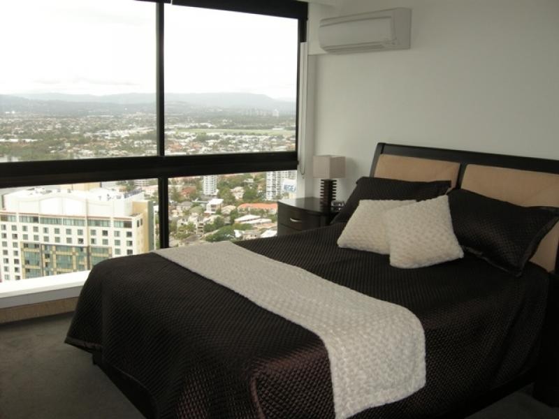 36E/5 Clifford Street, Surfers Paradise QLD 4217