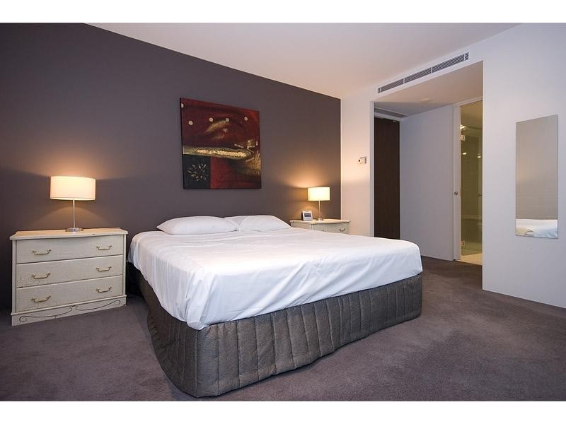 Broadbeach QLD 4218