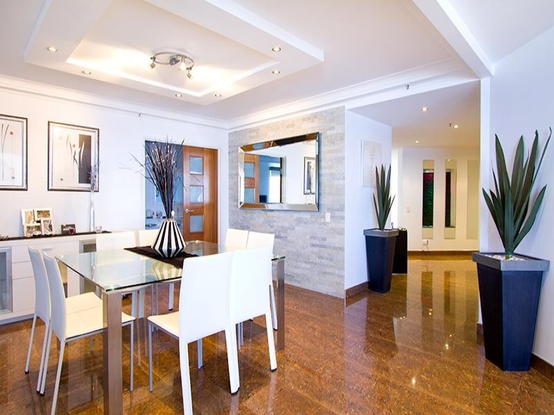 74/129 Surf Parade, Broadbeach QLD 4218