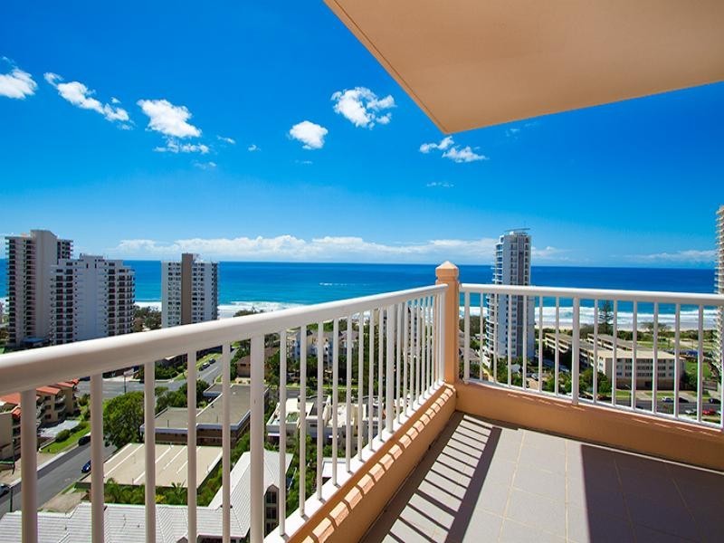 74/129 Surf Parade, Broadbeach QLD 4218