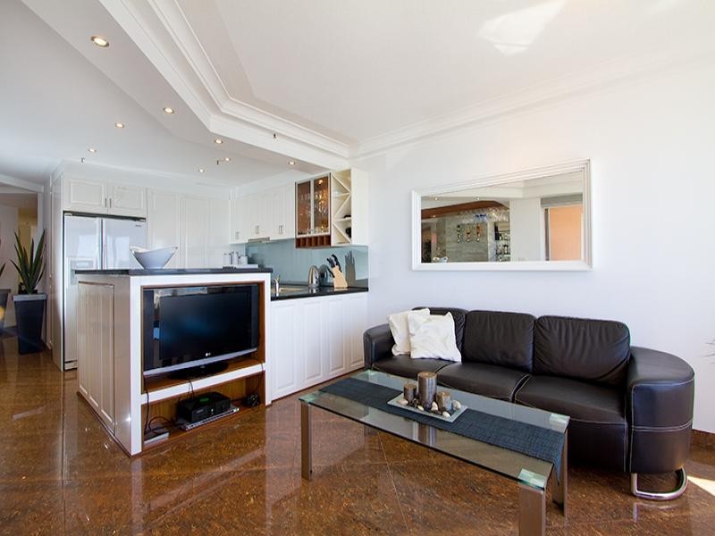 74/129 Surf Parade, Broadbeach QLD 4218