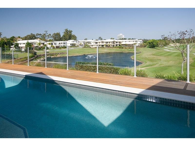 2001 The Boulevard, Benowa QLD 4217