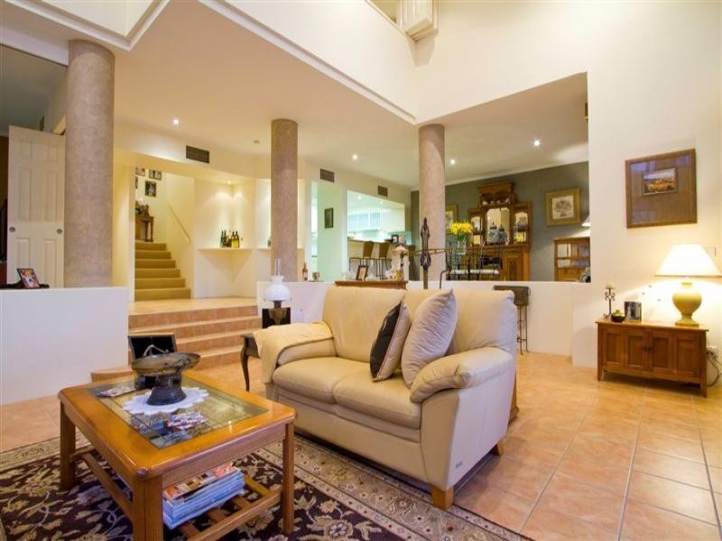 Clear Island Waters QLD 4226