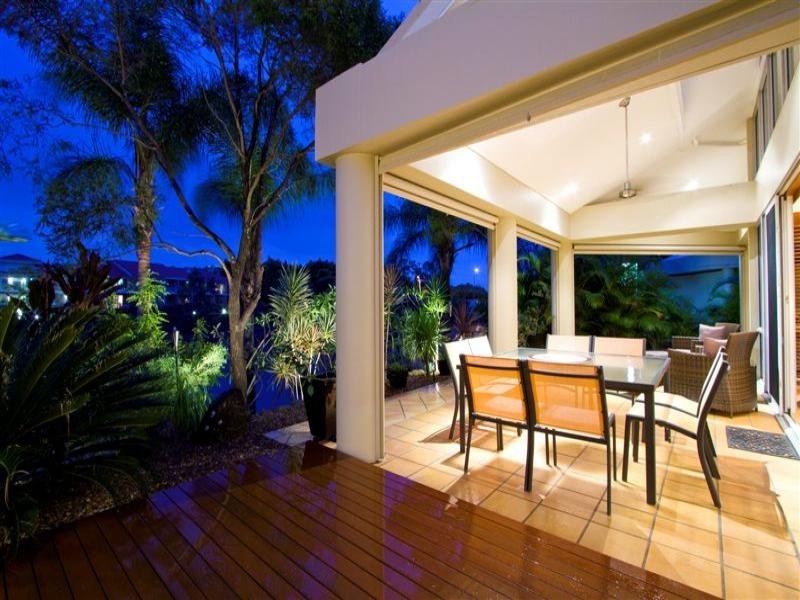 Clear Island Waters QLD 4226