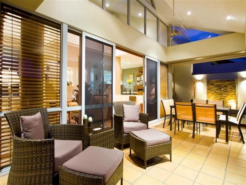 Clear Island Waters QLD 4226