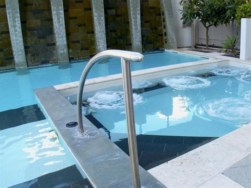 201/17 Albert Avenue, Broadbeach QLD 4218