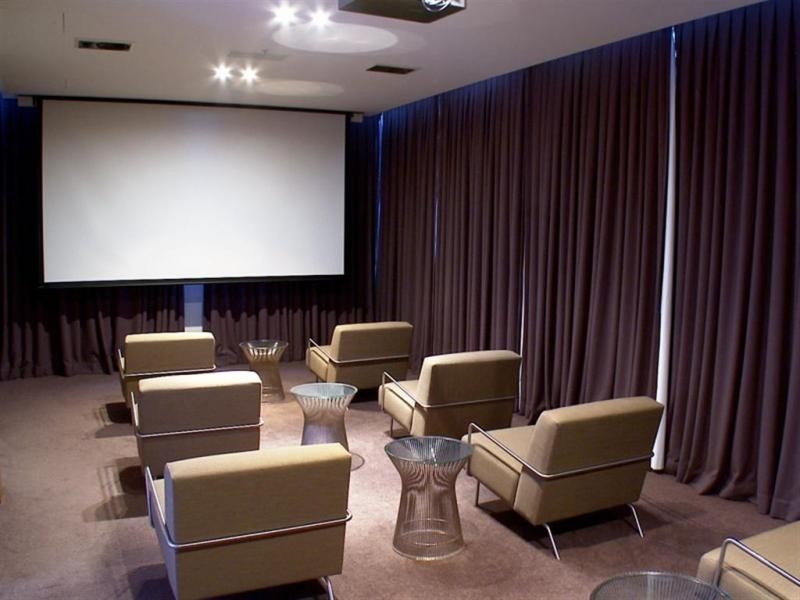 201/17 Albert Avenue, Broadbeach QLD 4218