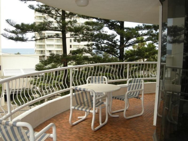 15/85 Old Burleigh Road, Surfers Paradise QLD 4217