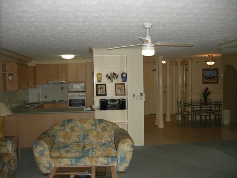 15/85 Old Burleigh Road, Surfers Paradise QLD 4217