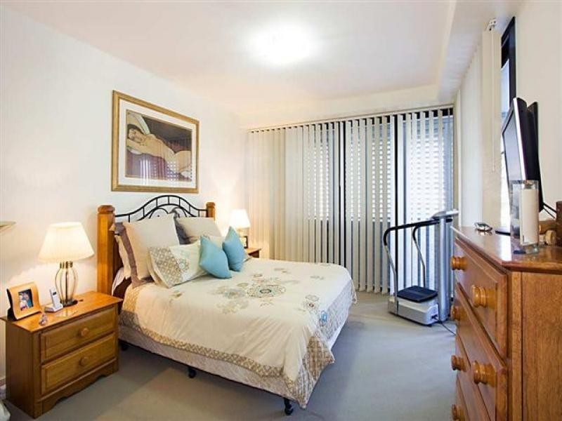 Broadbeach QLD 4218
