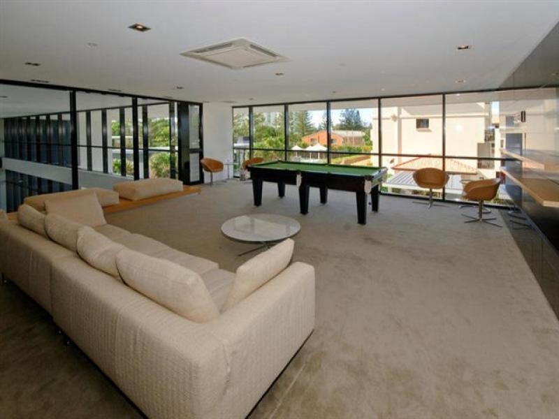 Broadbeach QLD 4218