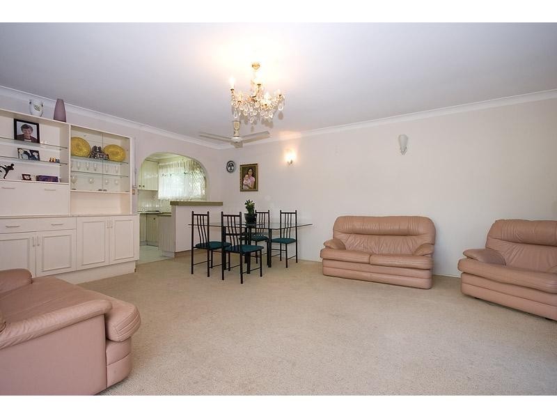 Broadbeach Waters QLD 4218