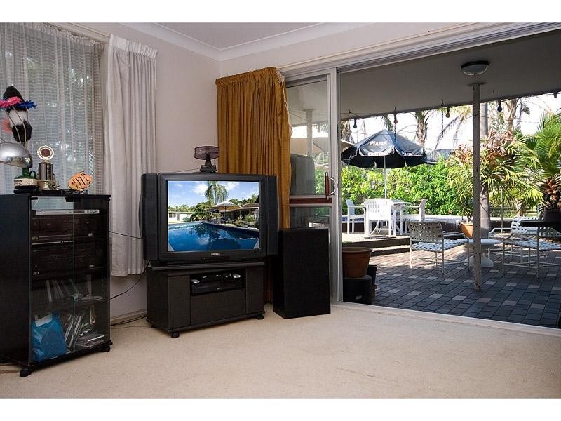 Broadbeach Waters QLD 4218