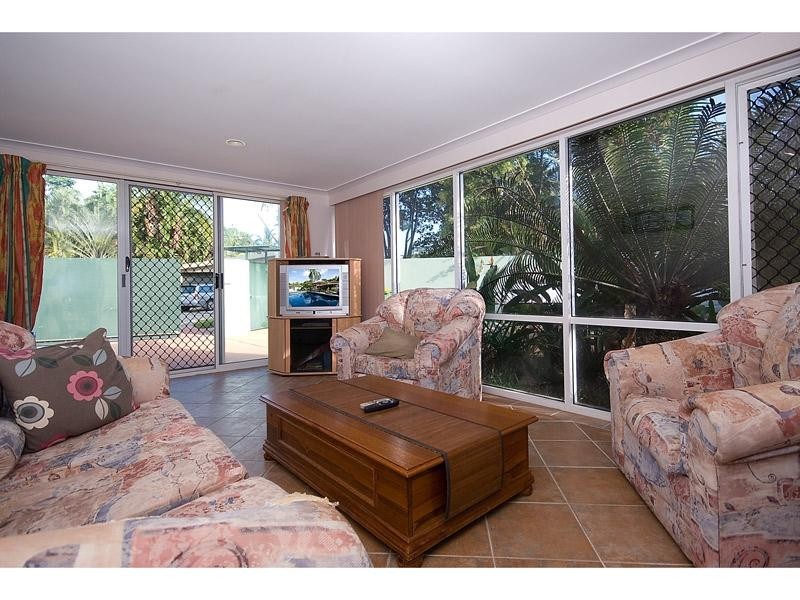 Broadbeach Waters QLD 4218