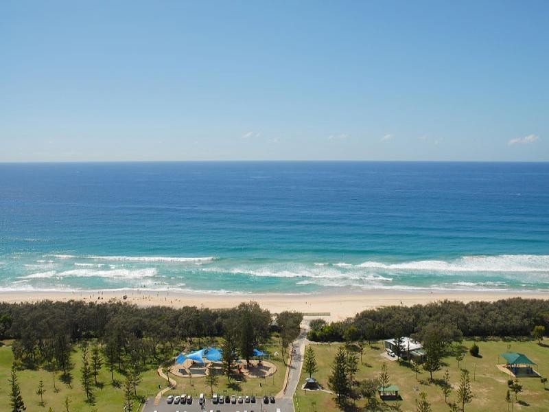 Broadbeach QLD 4218