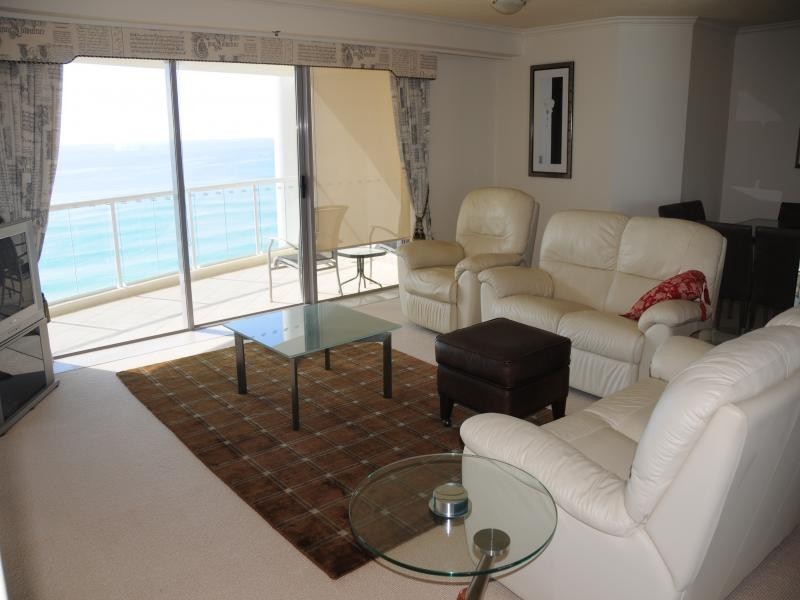 16A/74 Old Burleigh Road, Surfers Paradise QLD 4217