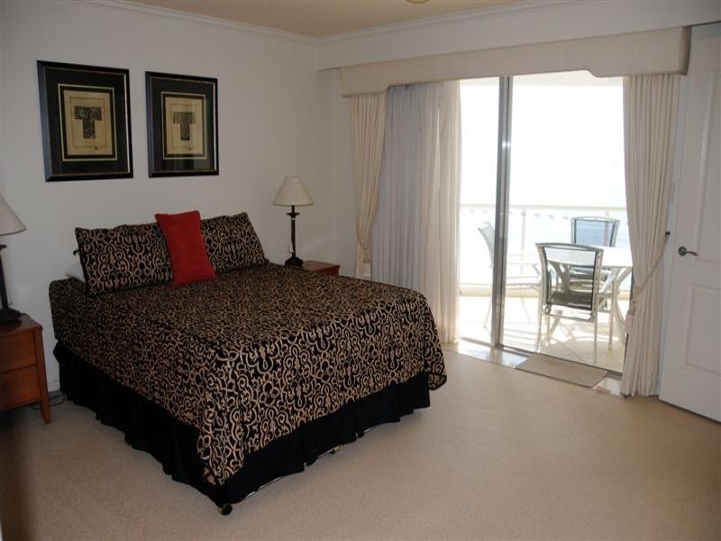 16A/74 Old Burleigh Road, Surfers Paradise QLD 4217