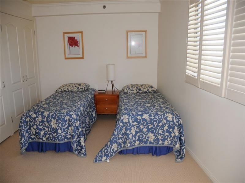 16A/74 Old Burleigh Road, Surfers Paradise QLD 4217