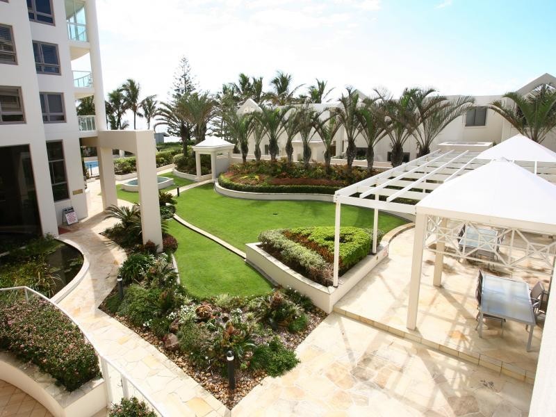 16A/74 Old Burleigh Road, Surfers Paradise QLD 4217