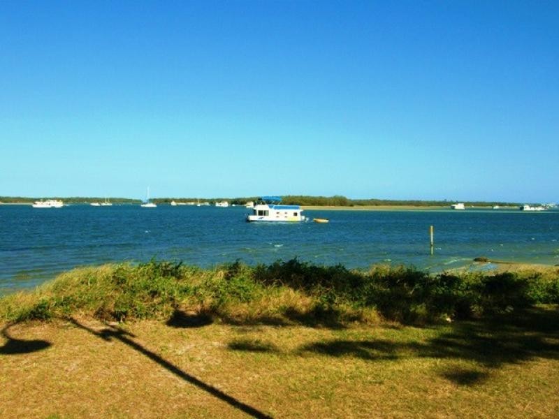 1/530 Marine Parade, Biggera Waters QLD 4216