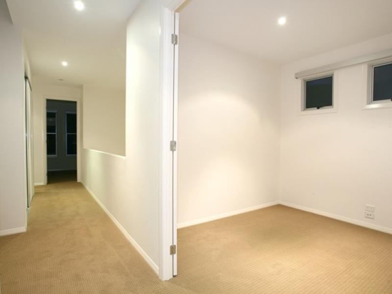 5022A Riverwood Grove, Benowa QLD 4217