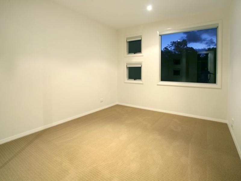 5022A Riverwood Grove, Benowa QLD 4217