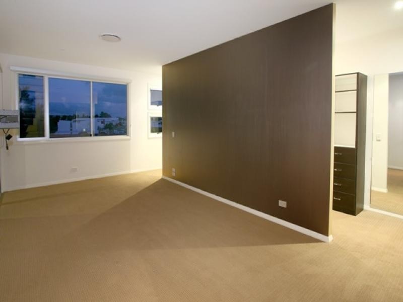 5022A Riverwood Grove, Benowa QLD 4217