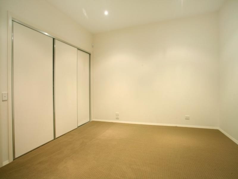 5022A Riverwood Grove, Benowa QLD 4217