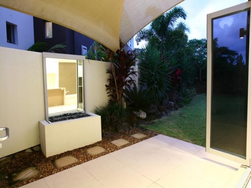 5022A Riverwood Grove, Benowa QLD 4217