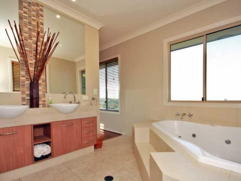 32 Utopia Court, Tallai QLD 4213