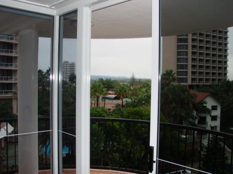 Broadbeach QLD 4218