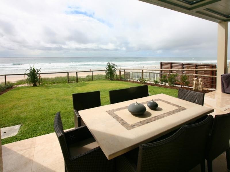 1/107 Albatross Avenue, Mermaid Beach QLD 4218