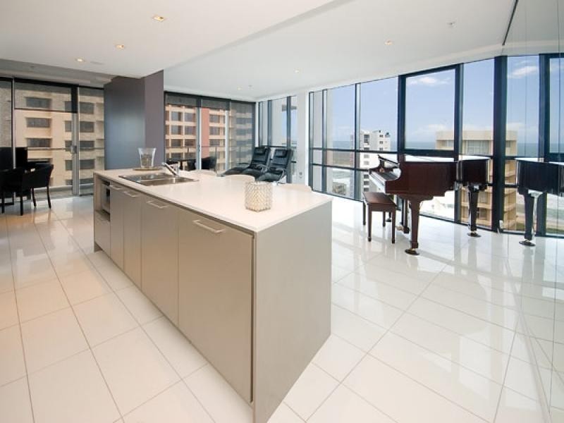 1606/18 Enderley Avenue, Surfers Paradise QLD 4217