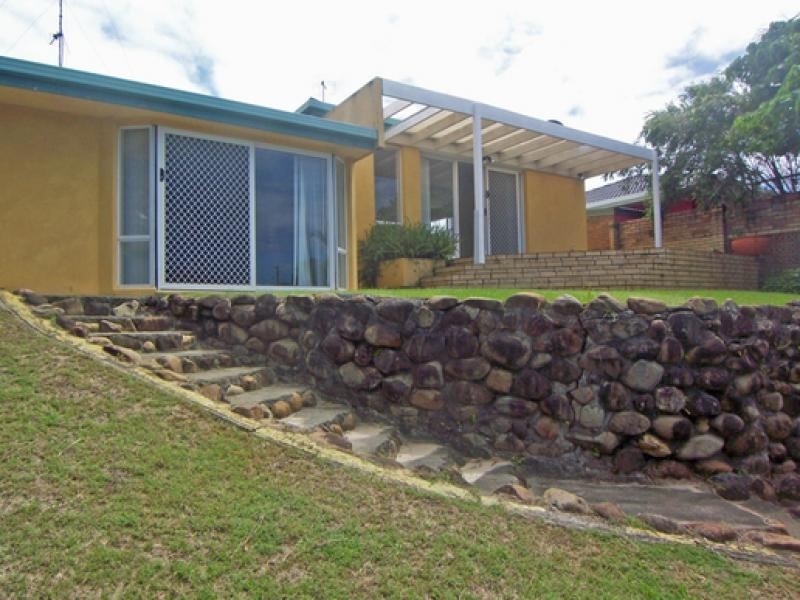 8 Flamingo Key, Broadbeach Waters QLD 4218