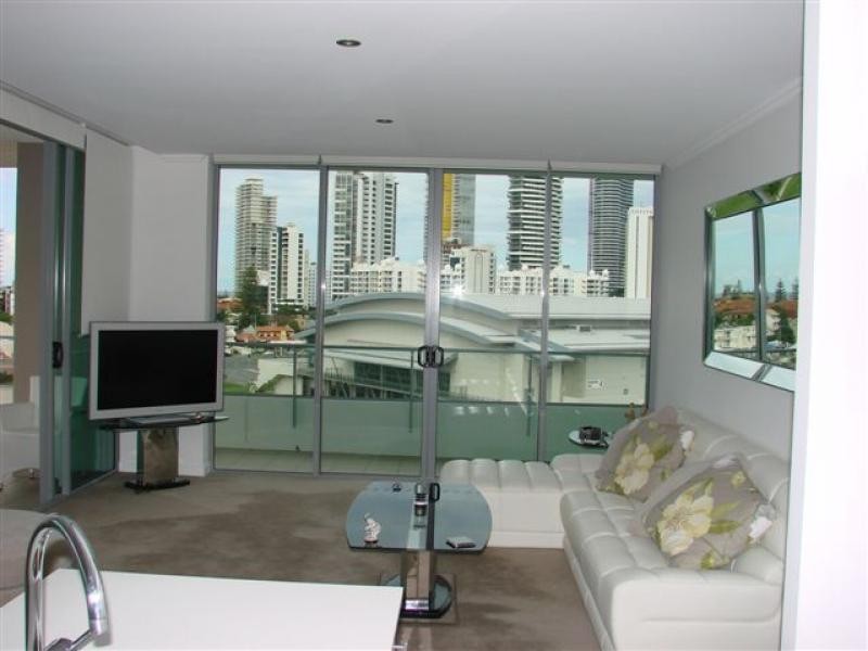 1610/33 T E Peters Drive, Broadbeach QLD 4218