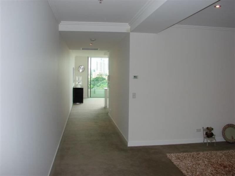 1610/33 T E Peters Drive, Broadbeach QLD 4218