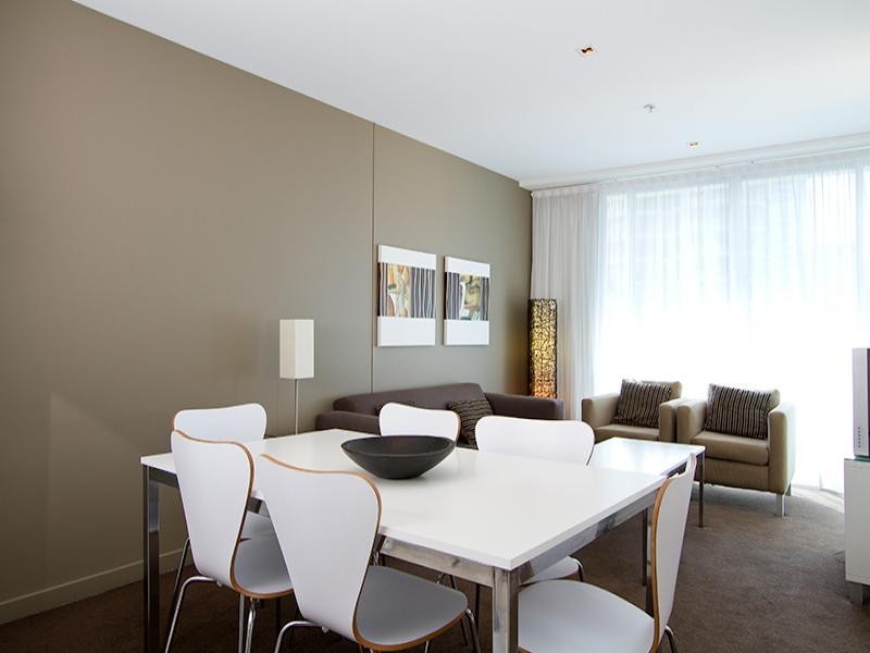 1104/18 Enderley Avenue, Surfers Paradise QLD 4217