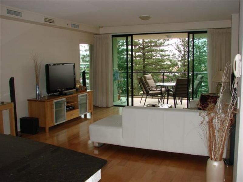 305/2685 Gold Coast Highway, Broadbeach QLD 4218